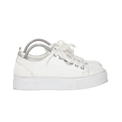 Sneakers (White) from Pace