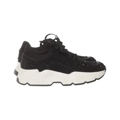 Baskets (Sneaker Party) de Norah