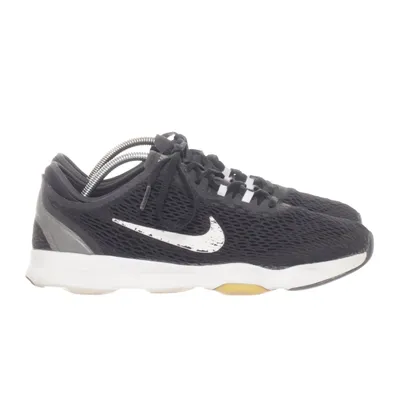 Schoenen (Zwart, Wit) van Nike Training