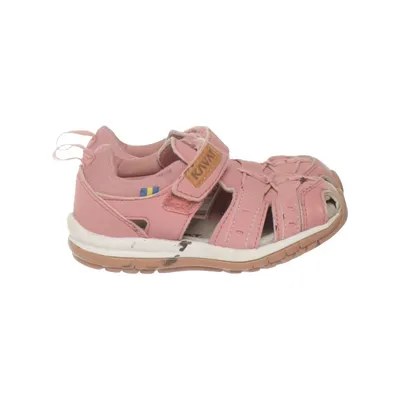 Sandals (Pink) from Kavat