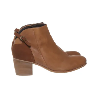 Heeled boots (Brown) from SPM