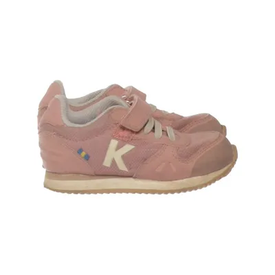 Trainers (Pink) from Kavat