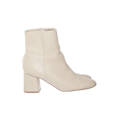 Laarzen met hak (Beige) van Sacha