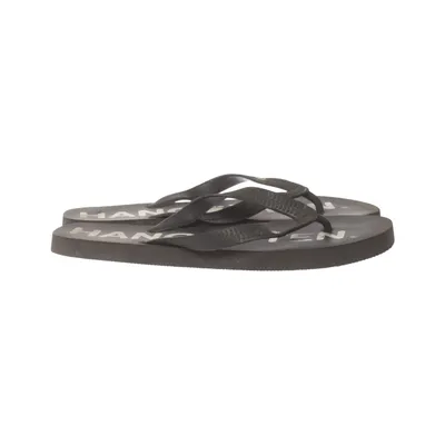 Flip-flops (Black) from Hang Ten