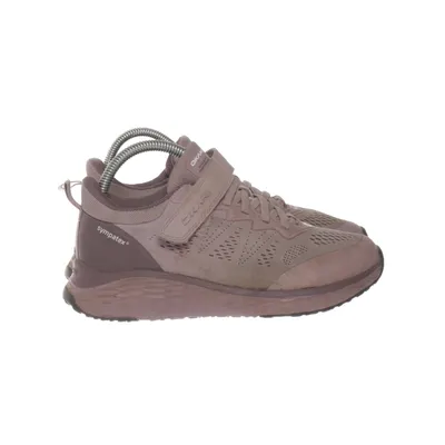 Sneakers (Pink) from Okaki