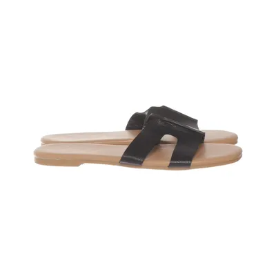 Slip-ins (Svart, Beige) från New Look
