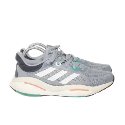 Sneakers (Solar Glide) från Adidas