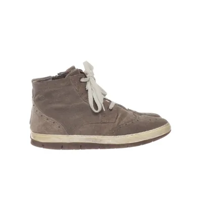 Laced boots (Beige) from Khrio