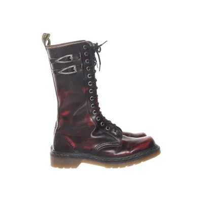 Laced boots (Red, Black) from Dr. Martens