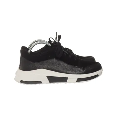 Sneakers (W90-001) från Fitflop