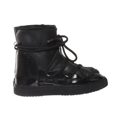 Boots (Svart) från Inuikii Skinn, Päls