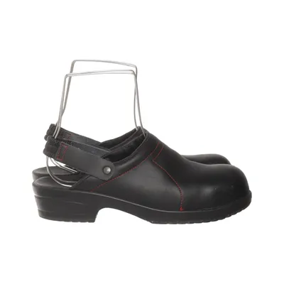 Clogs (Black) from Sievi