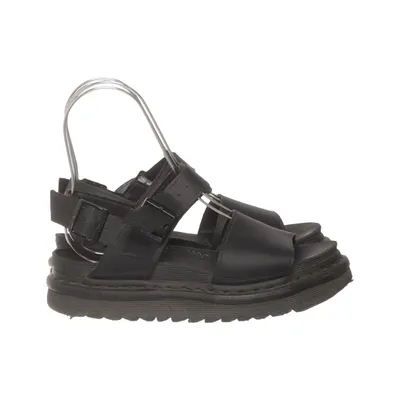 Sandaler (Voss) från Dr. Martens