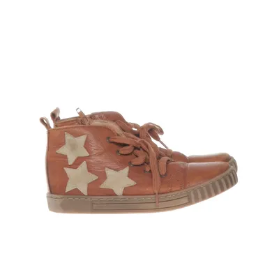 Sneakers (Brown) from Pom Pom