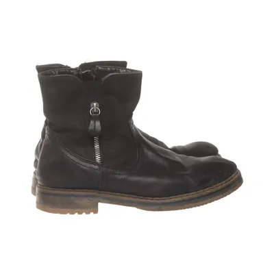 Ankle boots (Black) from Refresh