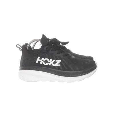 Trainers (Black) from Hokz