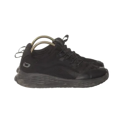 Baskets (Noir) de Okaki