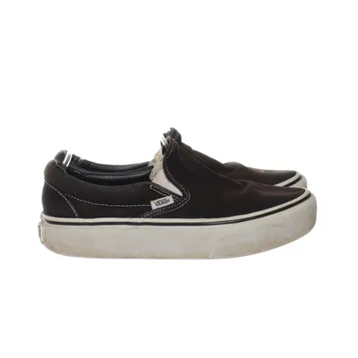 Slip-ons (Black) from Vans