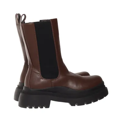 Chelsea boots (Brown, Black) from Missguided