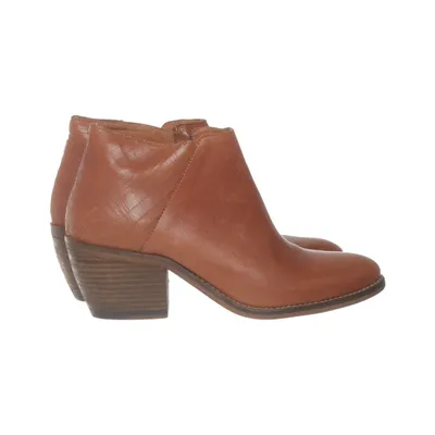 Bottines (Marron) de Unmade Copenhagen Cuir