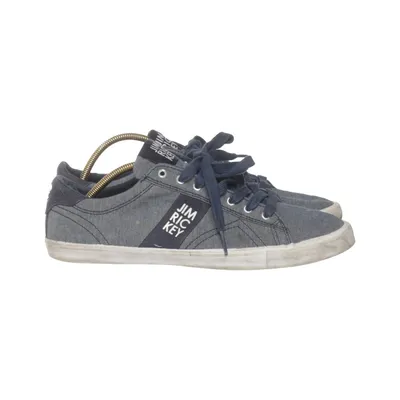 Chaussures en toile (Deuce Lo) de Jim Rickey