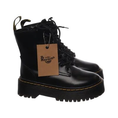 Laced boots (Black) from Dr. Martens
