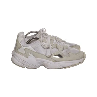 Träningsskor (Vit) från Adidas