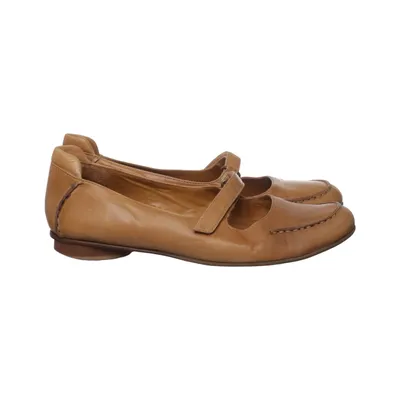 Loafers (Beige) from Everybody Leather