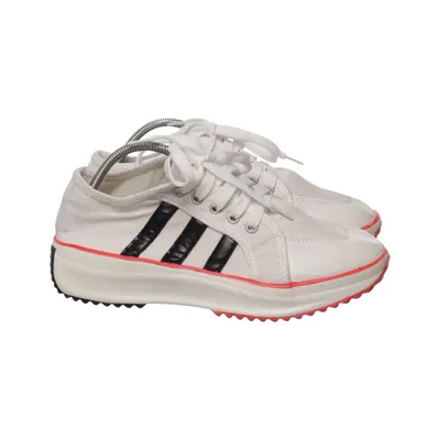 Chaussures en toile (Blanc, Noir, Rose) de Canvas Coton