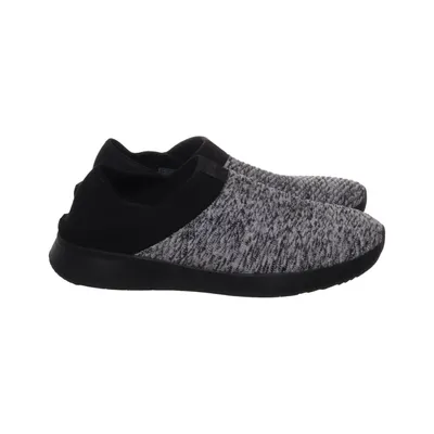 Slip-ons (Black, Gray) from Fitflop