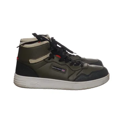 Trainers (NOORS MID) from British Knights