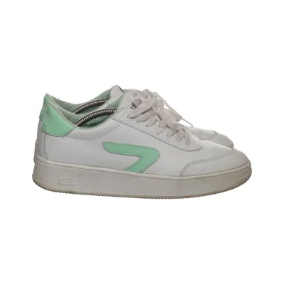 Sneakers (W5001L31-L10-279) från Hub