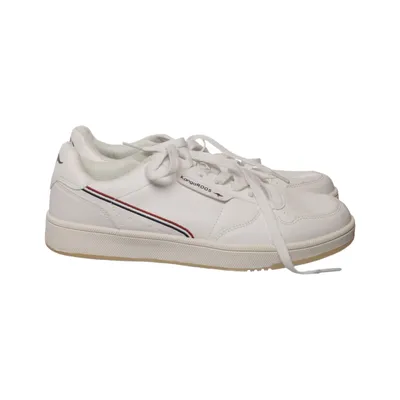 Sneakers (White) from Kangaroos