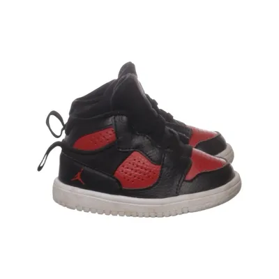 Chaussures de basketball (Jordan 1 Mid) de Nike