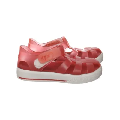 Sandals (Red, White) from Igor Polyurethane