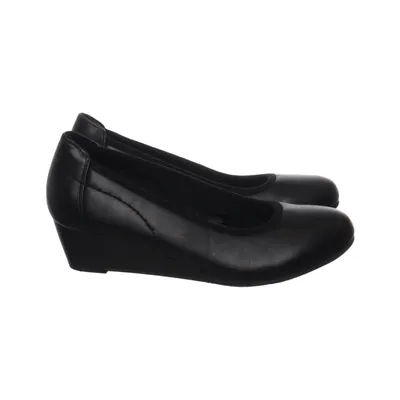 Wedges (Breslau) from Easy Street Leather