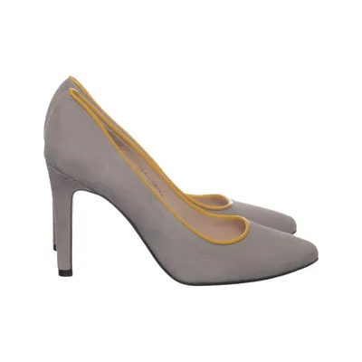 Pumps (Gray, Yellow) from Gennia Suede
