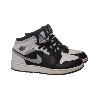 Basketbal schoenen (Air Jordan 1 Mid) van Nike