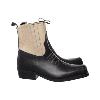 Chelsea boots (Black, Beige) from Won Hundred