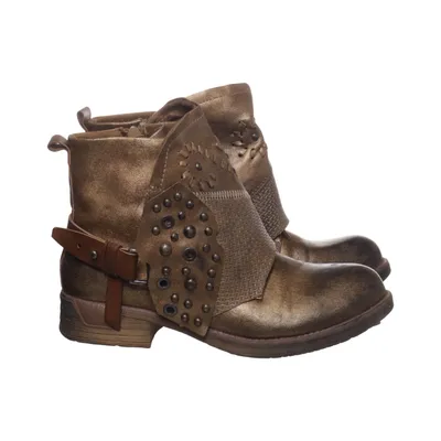 Boots (Guldfärgad) från Forever Folie