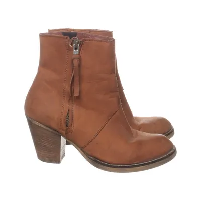 Heeled boots (Brown) from Akira