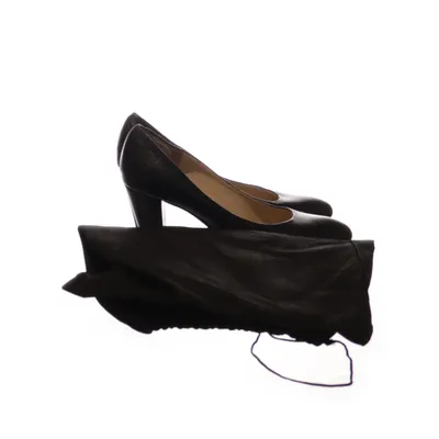 Pumps (Black) from Noë