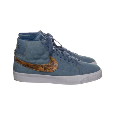 Sneakers (Nike Blazer) från Nike x Supreme
