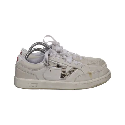 Sneakers (White) from Vans