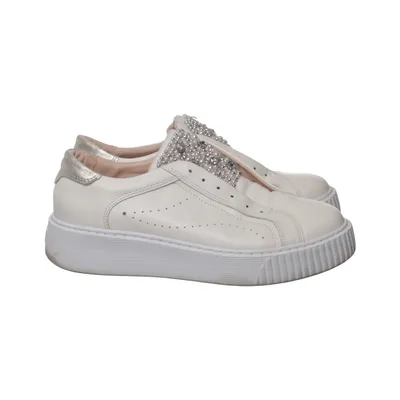 Sneakers (White) from Date Leather