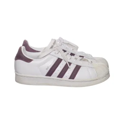 Sneakers (Superstar) från Adidas