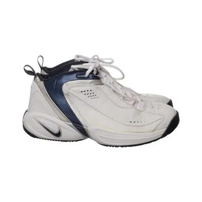 Basketballschuhe (Air Monarch) von Nike