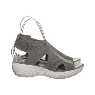 Sandales (Gris, Blanc) de Cloudsteppers by Clarks