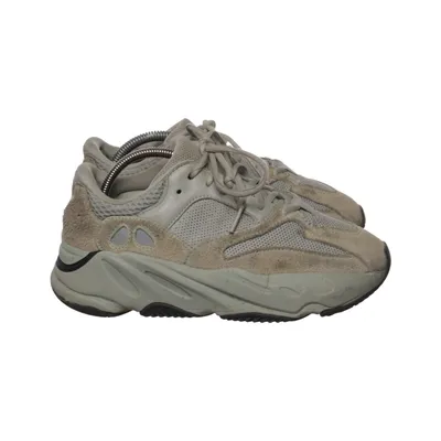 Trainers (Yeezy Boost 700) from Adidas x Yeezy