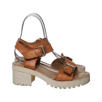Sandaler (Brun, Vit) från Akira Skinn